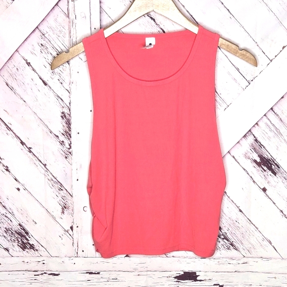 Yogalicious Salmon Pink Crop Ribbed Tank Top - Picture 1 of 3